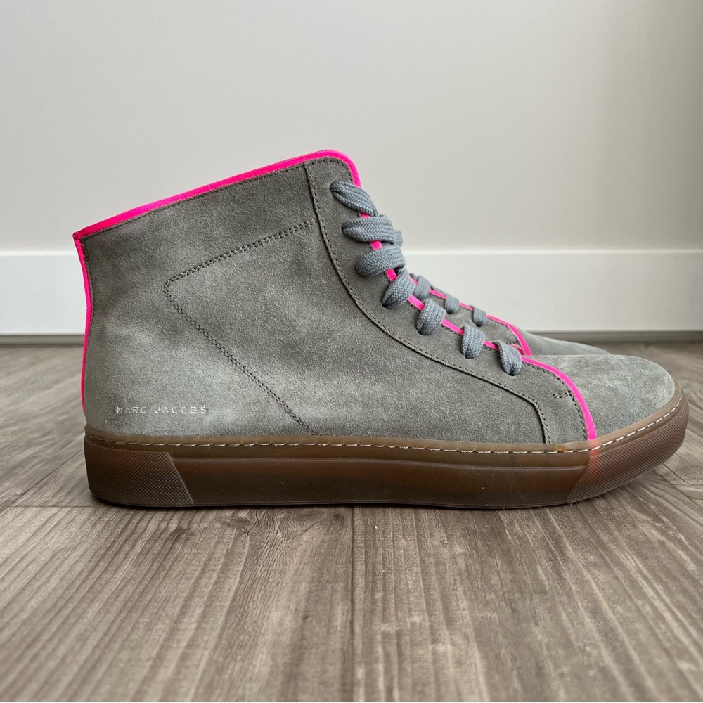 MARC JACOBS • Gray Suede Pink Trim High Top Sneakers